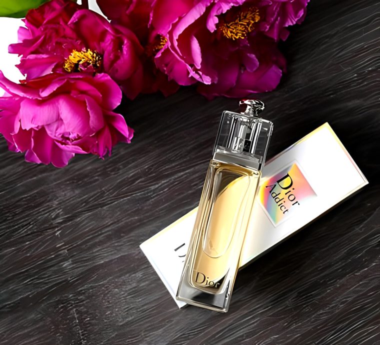 خرید عطر دیور ادیکت ادو تویلت زنانه